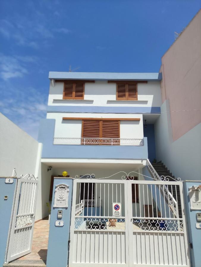 Il Faro Apartment Porto Torres Bagian luar foto